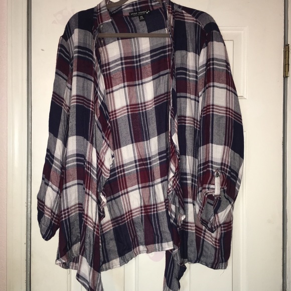 Sweaters - Plaid cover up